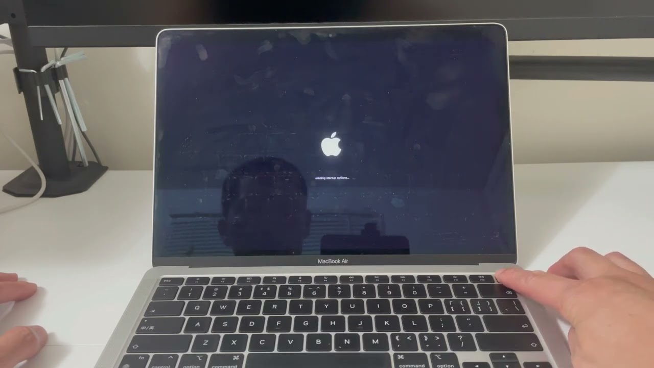 Intermittent Freezing Keyboard and Trackpad on M1 MacBook Air