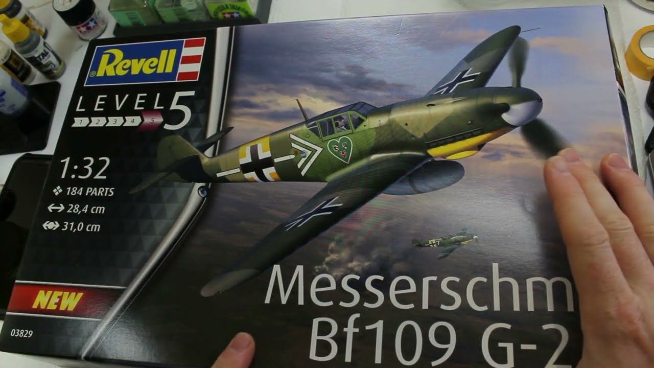 Revell 1/32 Messerschmitt BF 109 G2/4 REVIEW - YouTube
