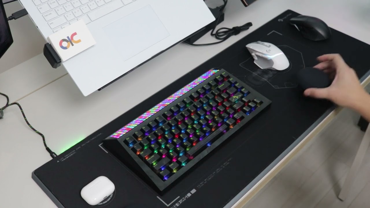 Angry Miao - CYBERMAT R2 + CYBERBOARD R2 + Hover Ergonomic Maglev