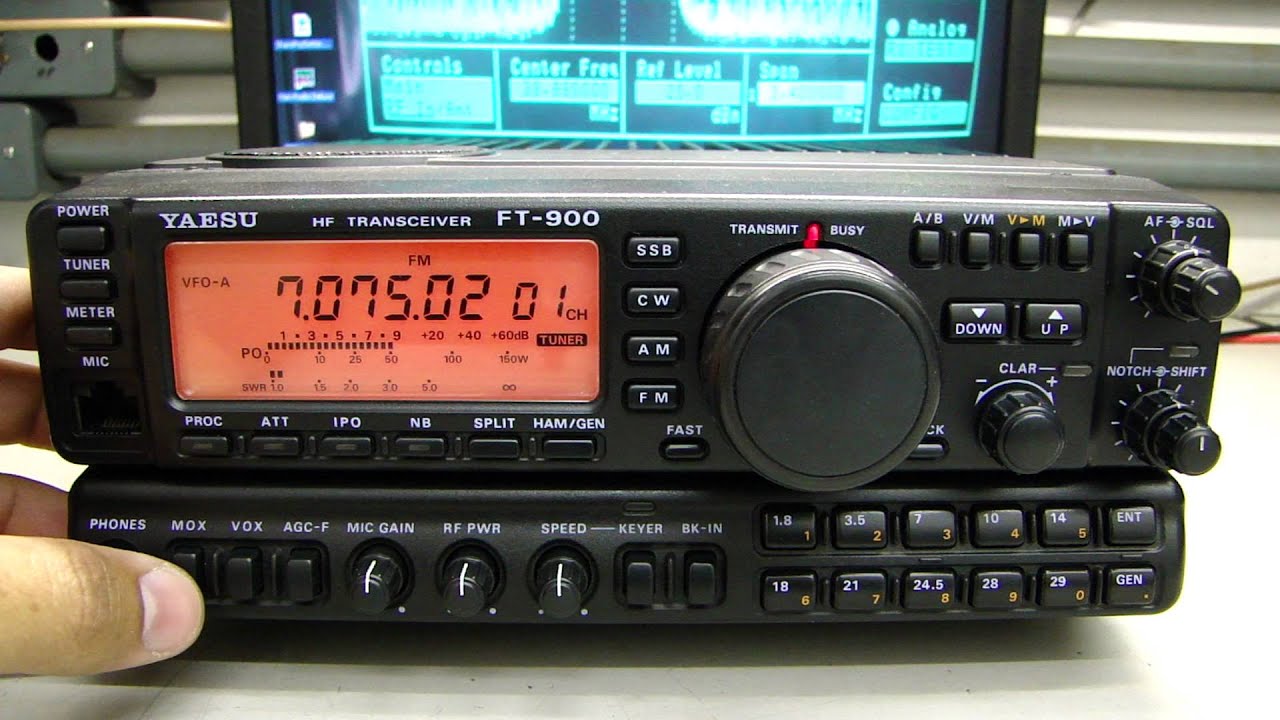 Yaesu FT-900
