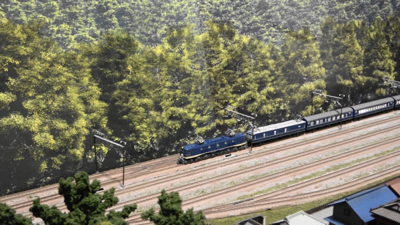 KATO EF58特急色 20系寝台特急さくら - YouTube