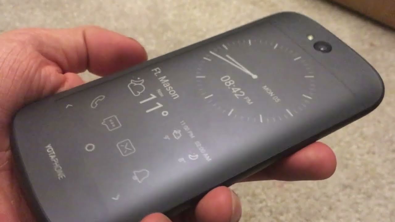Yotaphone 2 unboxing + overview - dual screen smartphone with e