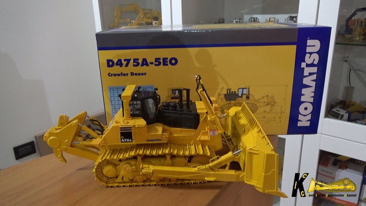 Komatsu D475A 5EO Dozer 1:50 by First Gear Model Review - YouTube