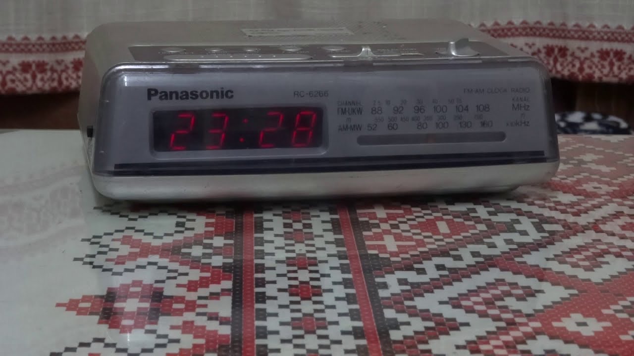 新品】パナソニック FM/AM クロック ラジオ シルバー RC-6266 概要 FM
