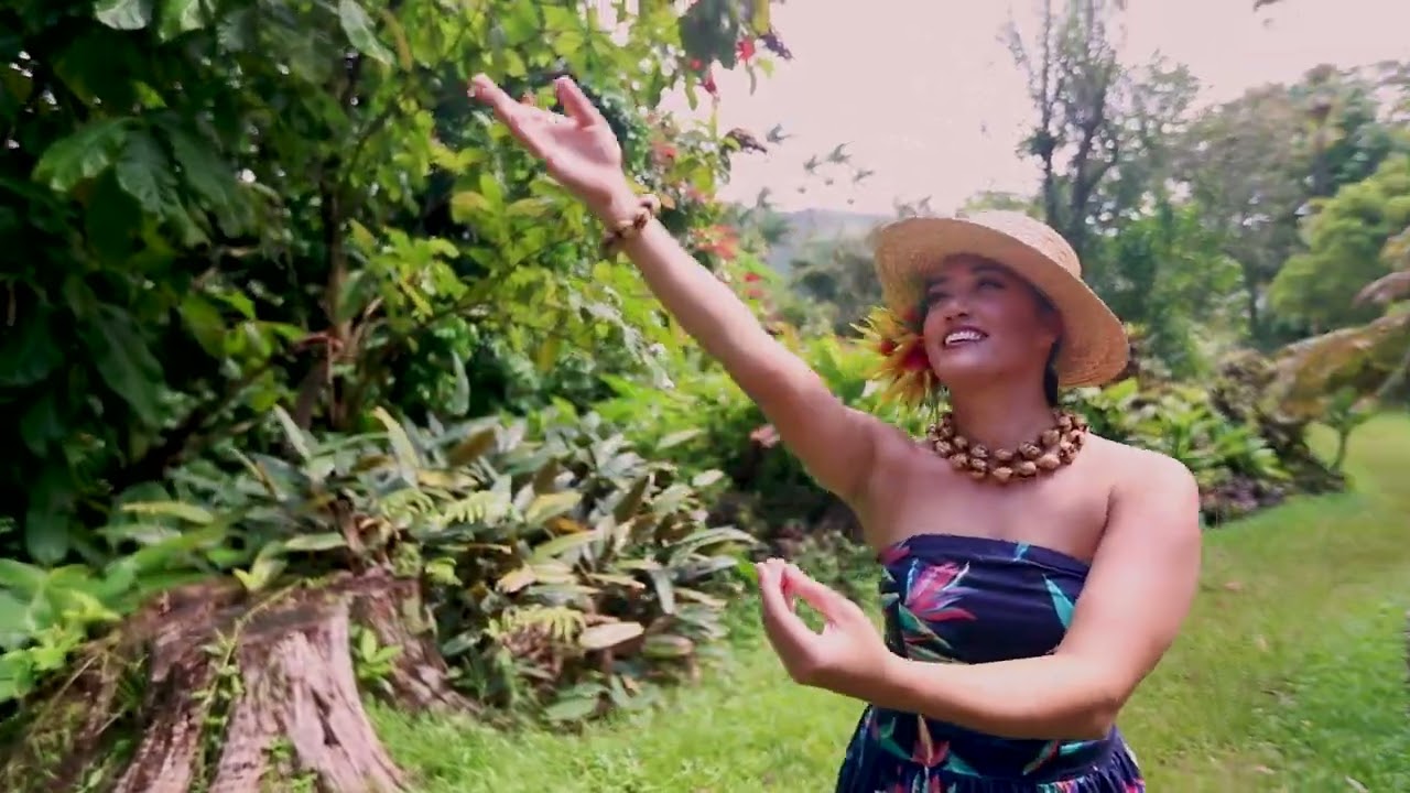 マウナロア【Maunaloa】|フラダンス衣装の専門店|ベアトップドレス