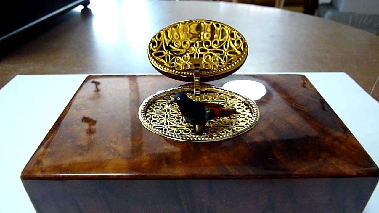 シンギングバード - YouTube