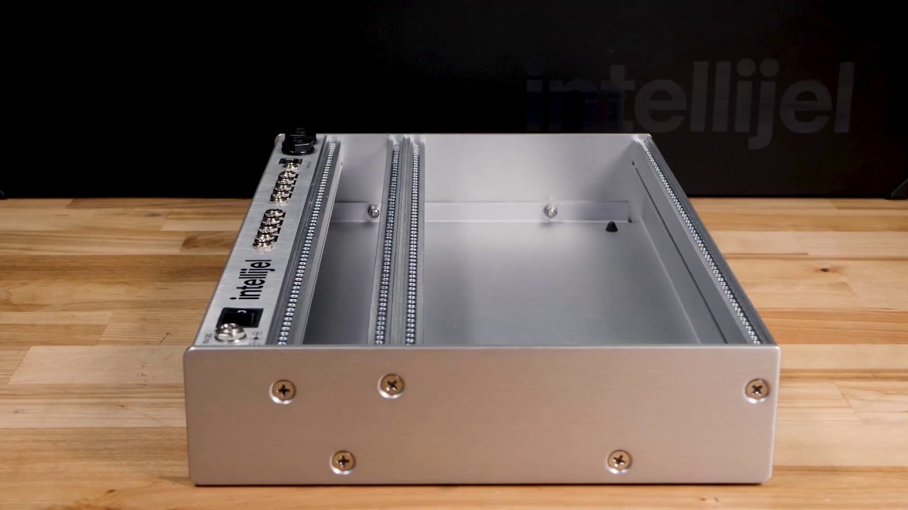 Intellijel(インテリジェル) Palette 4U x 62HP Silver powered case