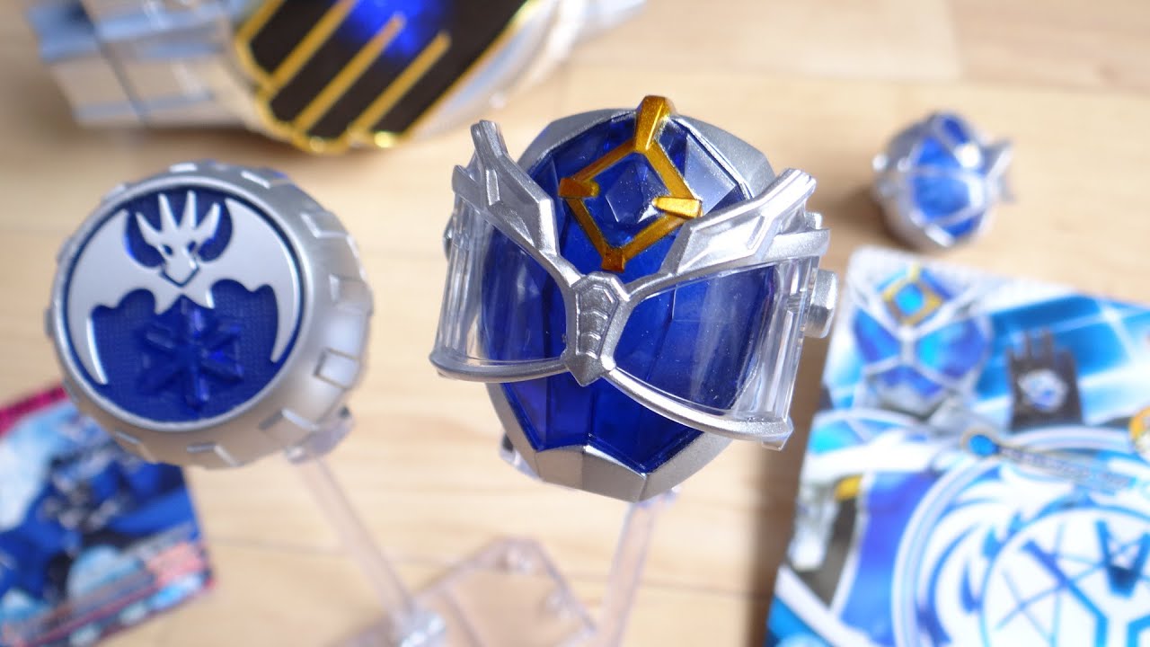 Transform into a Water Dragon & Freeze Attack! DX Water Dragon