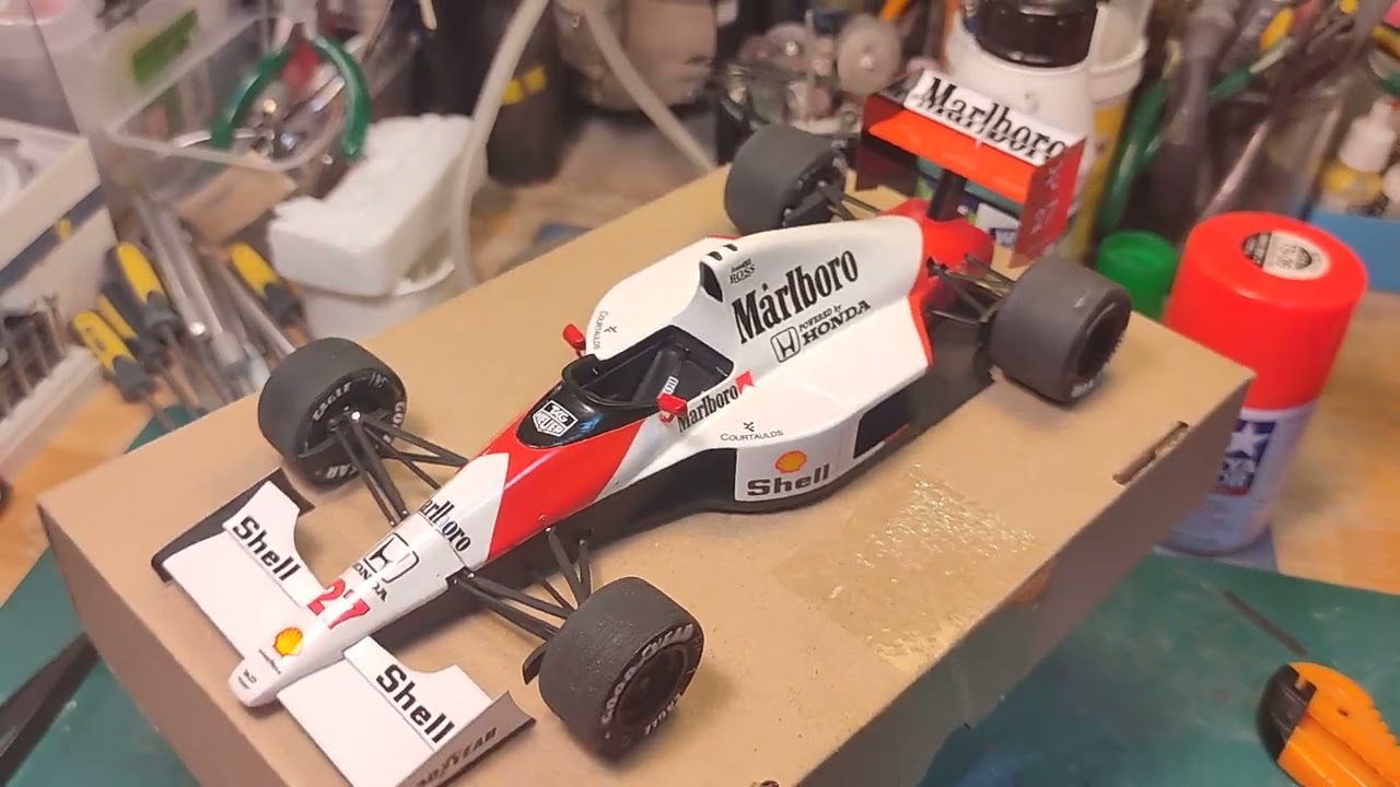 McLaren MP4/5b 1/20 by studio 27 eng - YouTube