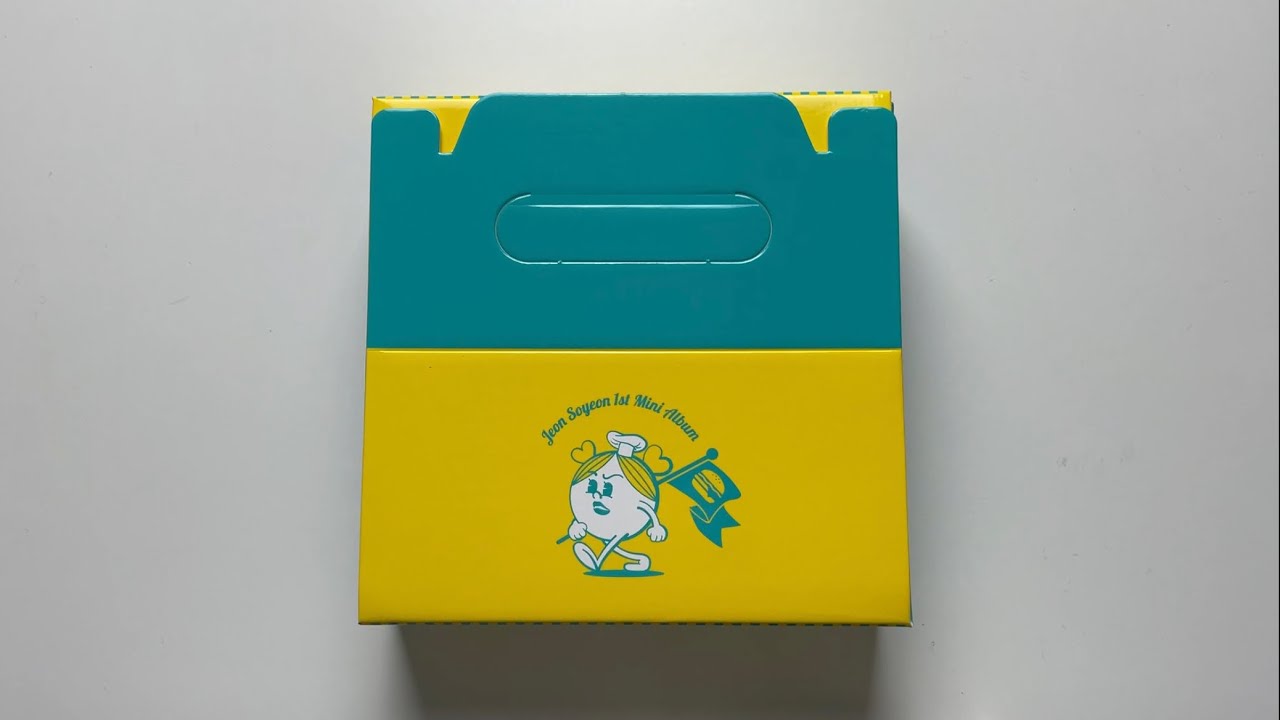 ♡Unboxing Jeon Soyeon 전소연 1st Mini Album Windy♡ - YouTube