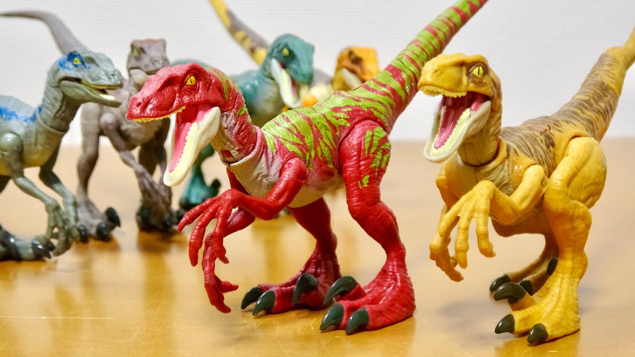 Jurassic World CAMP CRETACEOUS Real Mini Action Figure Jump