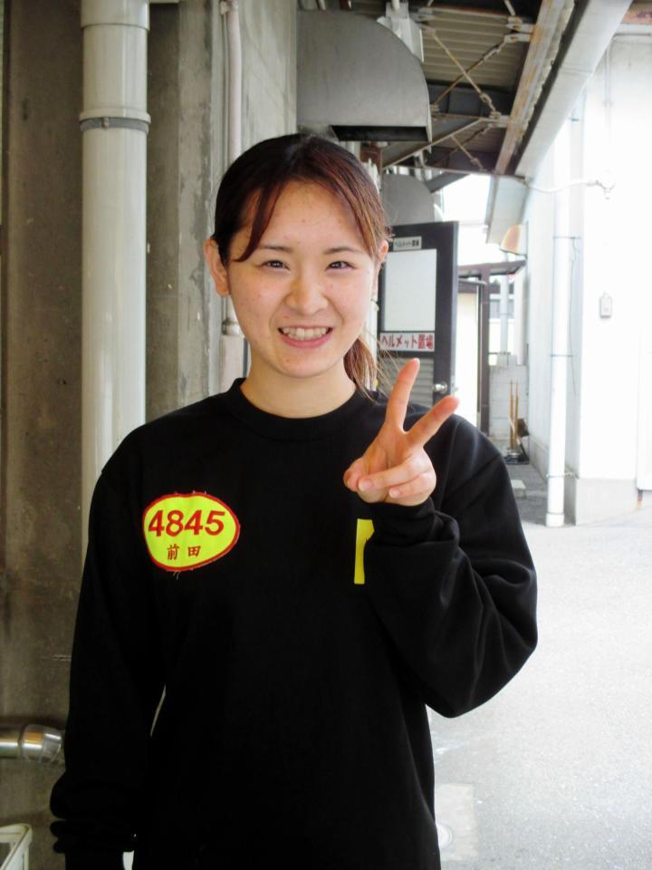 前田紗希＊競艇＊直筆サイン入りパーカー 前田紗希＊競艇＊直筆サイン