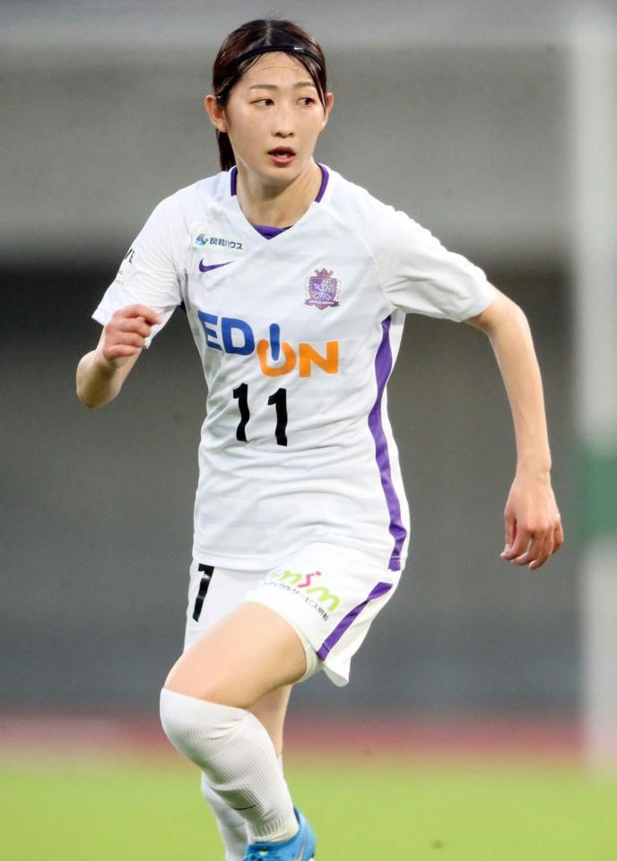開幕戦ゴールの広島レジーナFW中嶋淑乃は魔法のようなドリブルの