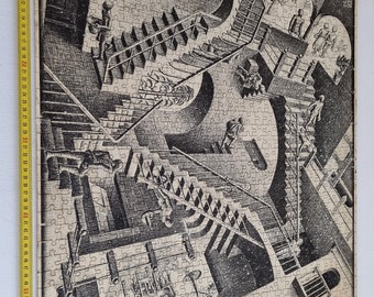 M.C.エッシャーの絵画を模したパズルボードの絵画「相対性」、1970年代