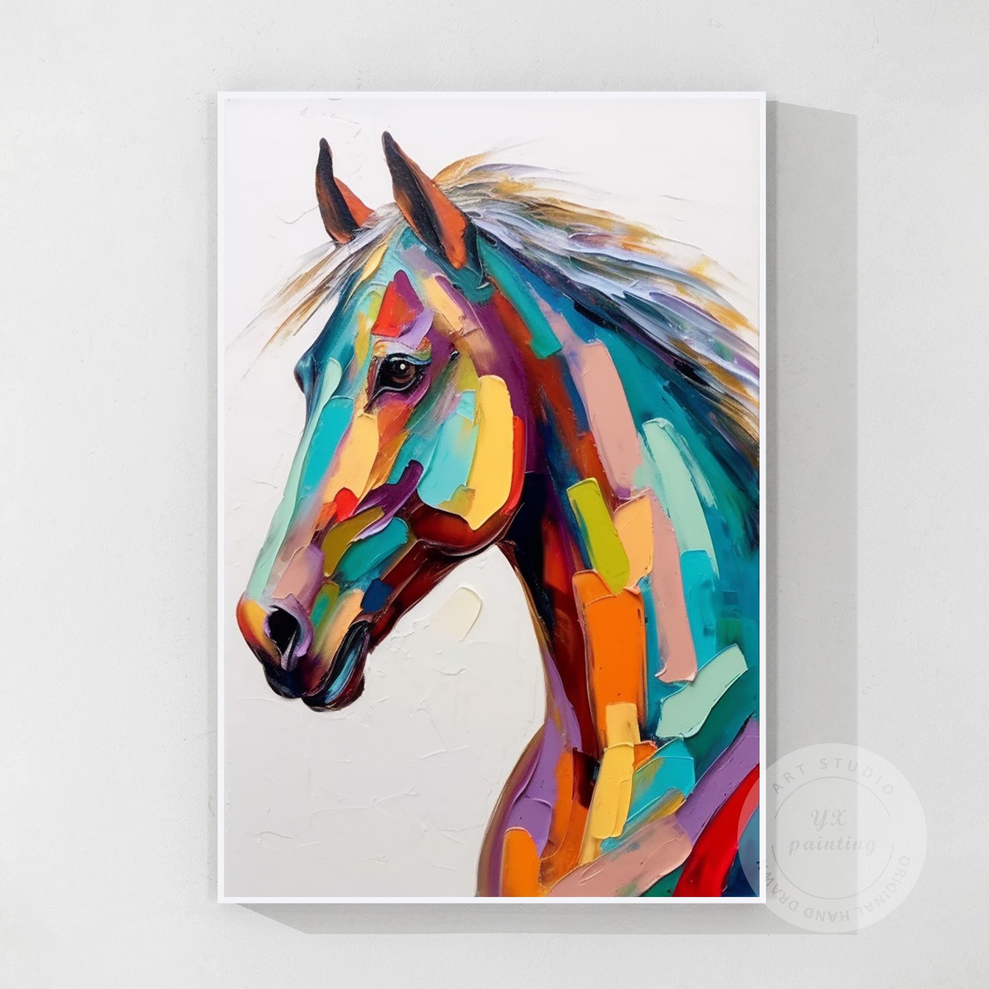 カラフルな馬の油絵：キャンバスに描かれたテクスチャーのあるポップ