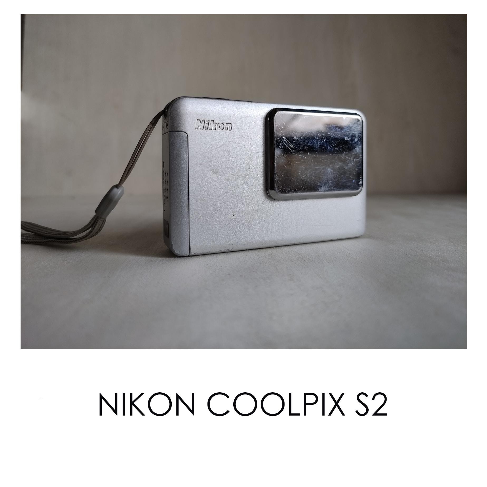 Rare Nikon Coolpix S2 -- 5.1MP -- Y2K Digicam Digital Retro CCD