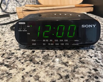 Vintage Sony Dream Machine AM/FM Radio Digital Alarm Clock Model