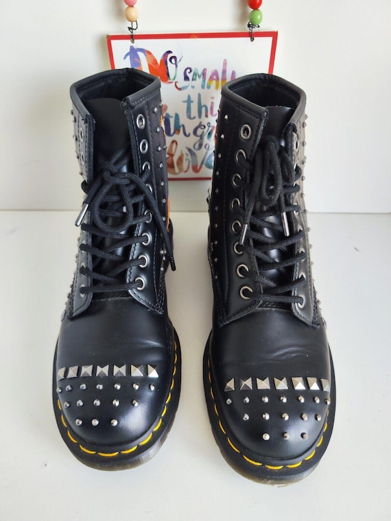 Dr Martens 1460 8 Hole Rock Ability Rock & Roll Skull Ankle Black