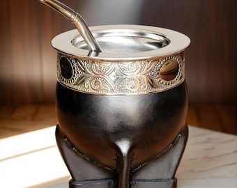 Premium Argentine Mate Cup With Natural Calabash Wood Interior and