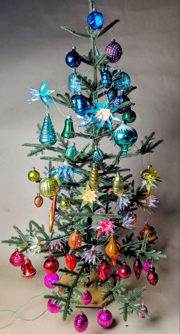 1950年代の虹色のヴィンテージクリスマスガラスオーナメント、ソビエト