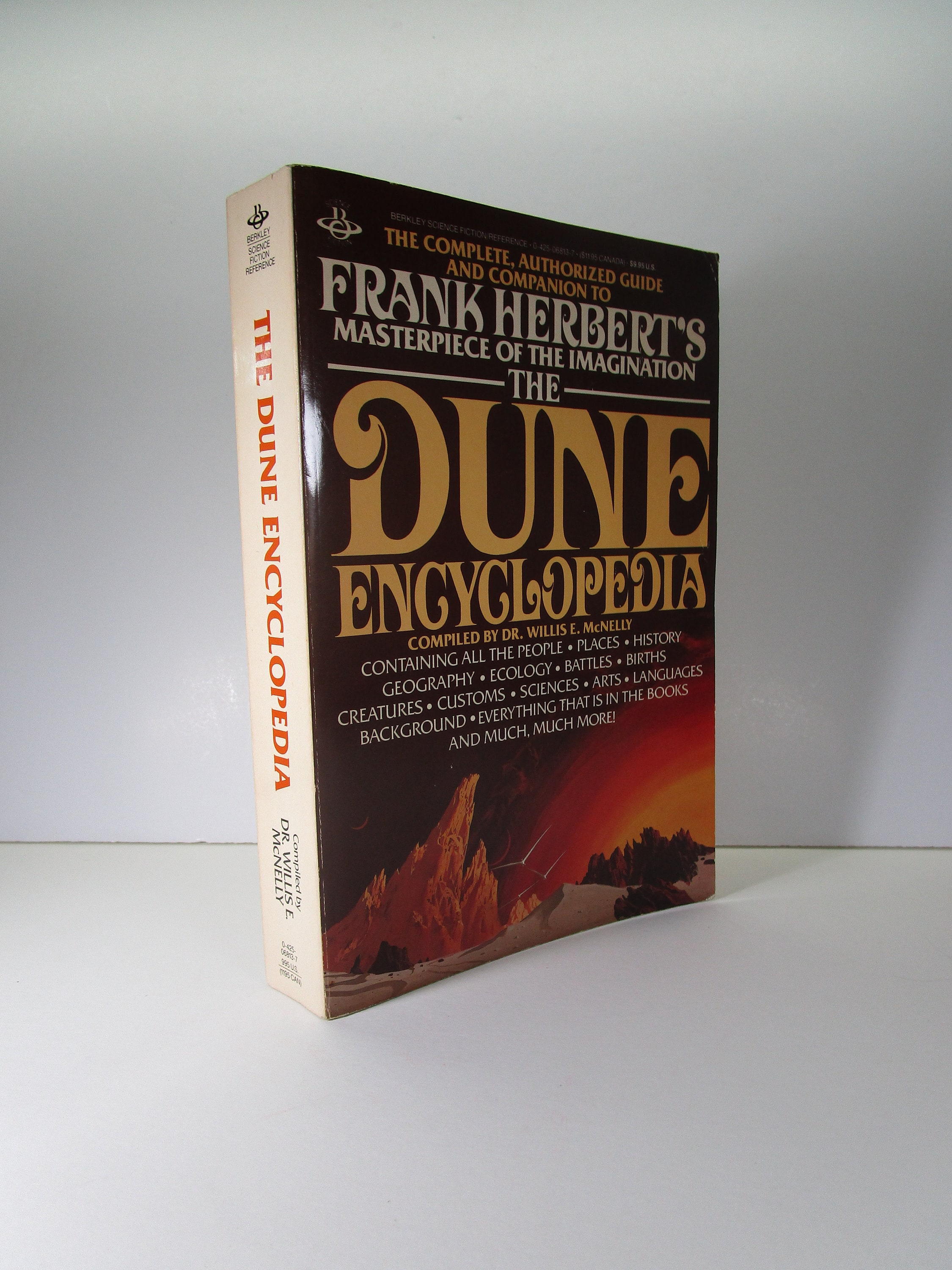 The Dune Encyclopedia: the Complete Authorized Guide to Frank