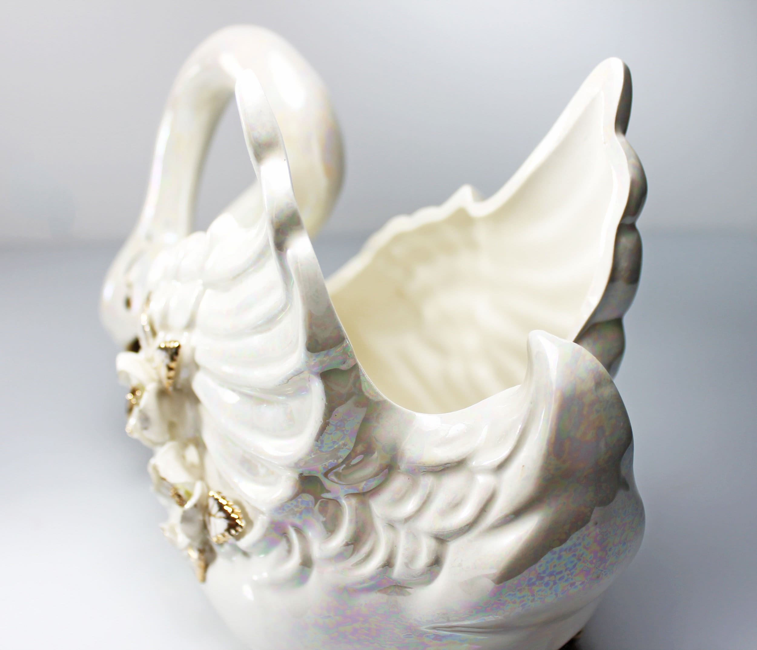Norcrest White Swan Planter, Raised Dogwood Flowers, Iridescent