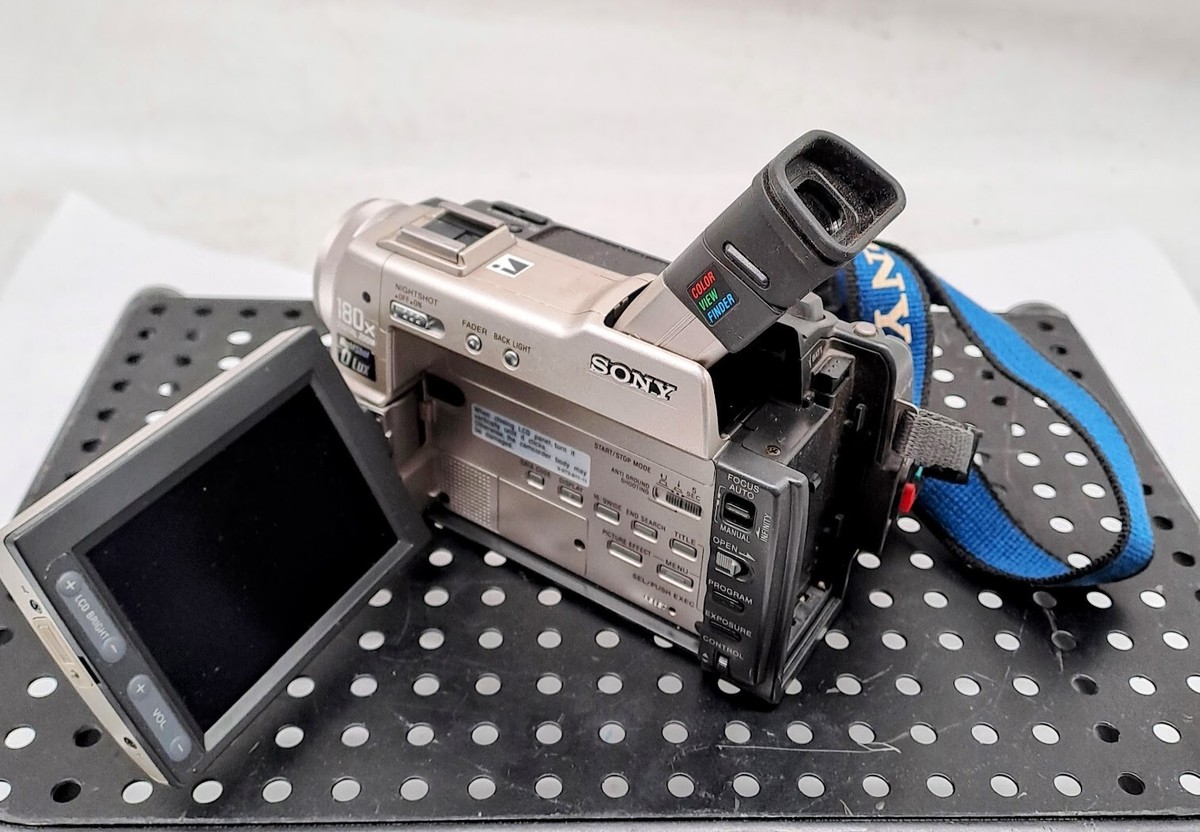 Sony DCR-TRV9 Mini DV Handycam Digital Camcorder - Japan /NO