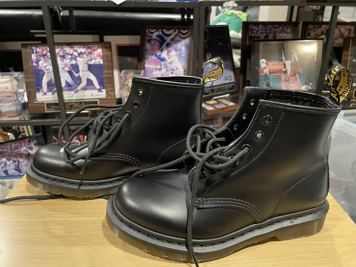Dr. Martens 101 Smooth Leather Ankle Boots 6-Eye Mens Shoe Black