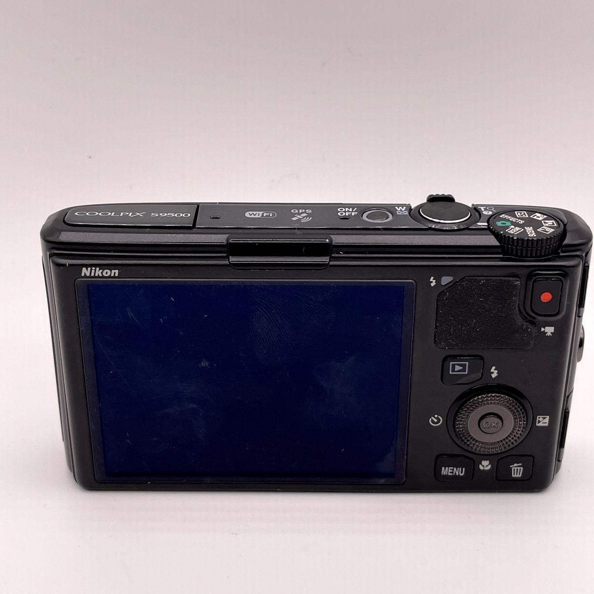 Nikon COOLPIX S9500 16MP Digital Camera – Black – Lens Stuck