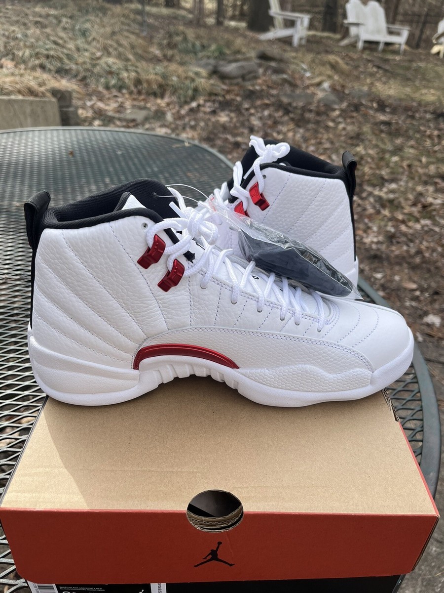 Air Jordan 12 Retro Twist White Black Red Size 8.5. W Receipt