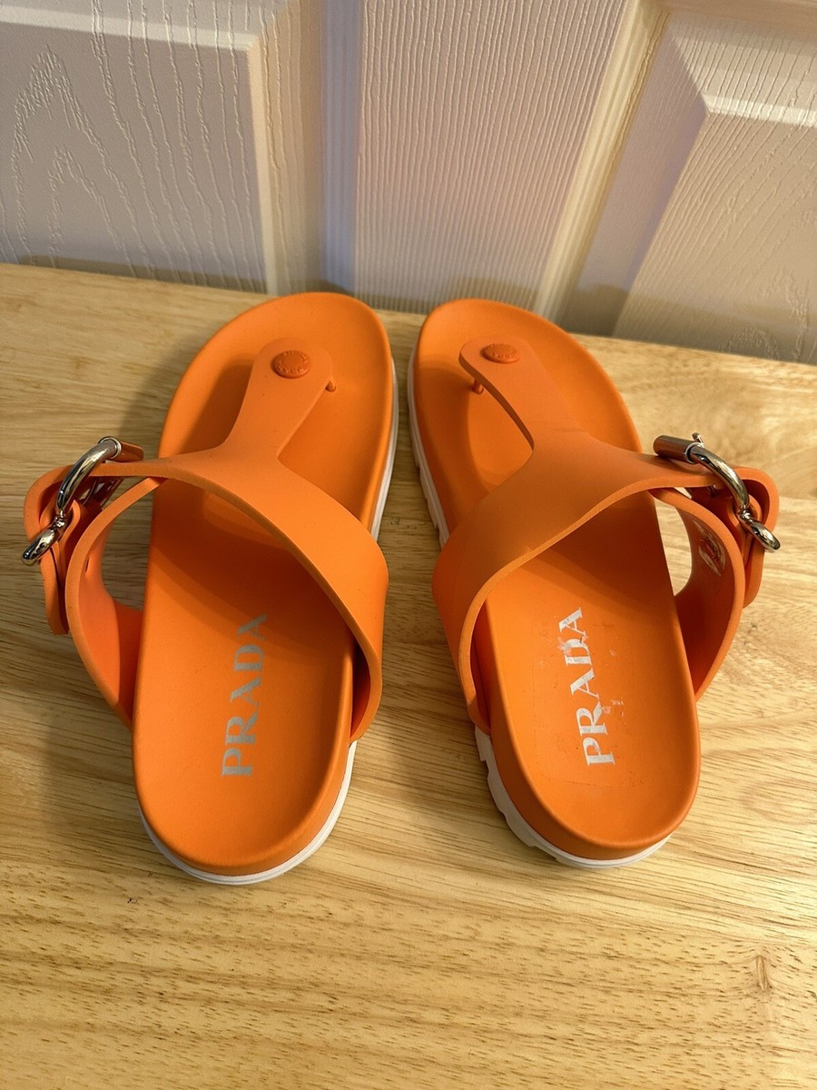 PRADA オレンジ スクエアトゥ シューズ PRADA オレンジ スクエアトゥ