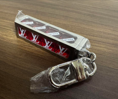 Louis Vuitton Supreme Collaboration Model Dice Keychain 17AW