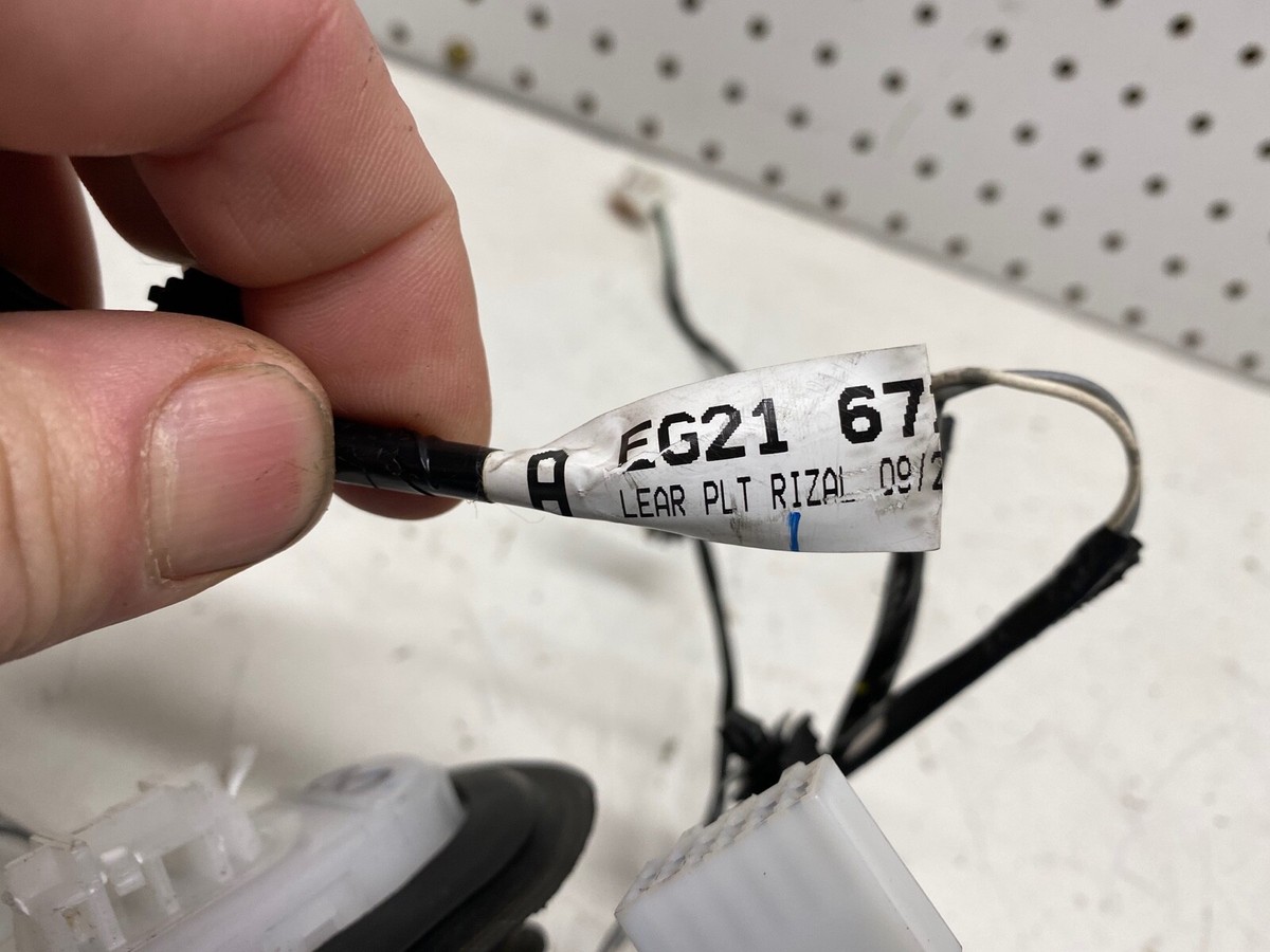 07-09 Mazda CX-7 Passenger Front Door Wiring Harness OEM EG21