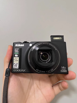 Nikon COOLPIX S8200 16.1MP 14x Optical Zoom Vintage Compact