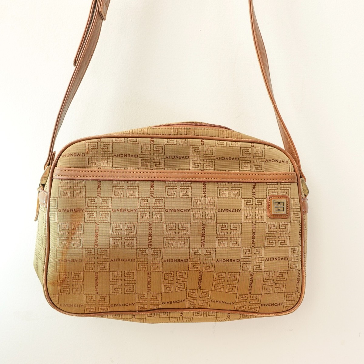 Vintage Clutch Shoulder Bag Beige GIVENCHY 4G Logo Monogram Canvas