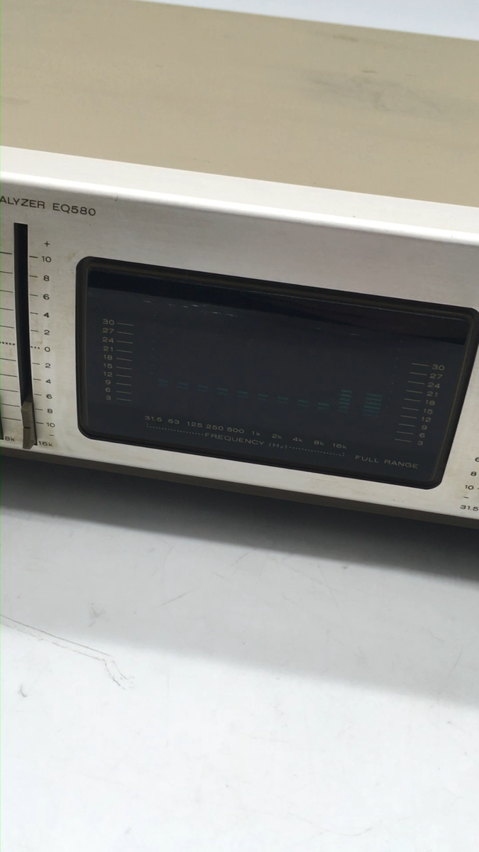 Marantz EQ580F Graphic Equalizer Spectrum Analyzer 100V 50/60Hz 8W