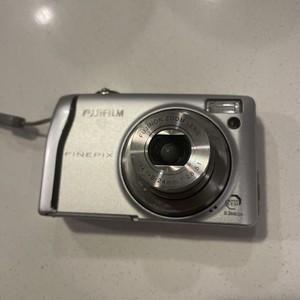 Fujifilm Finepix F450 | eBay