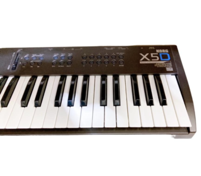 KORG X5D X-5D Keyboard Music Synthesizer Vintage Very Good