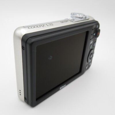Nikon COOLPIX L32 Silver 20.1MP Compact Digital Camera W