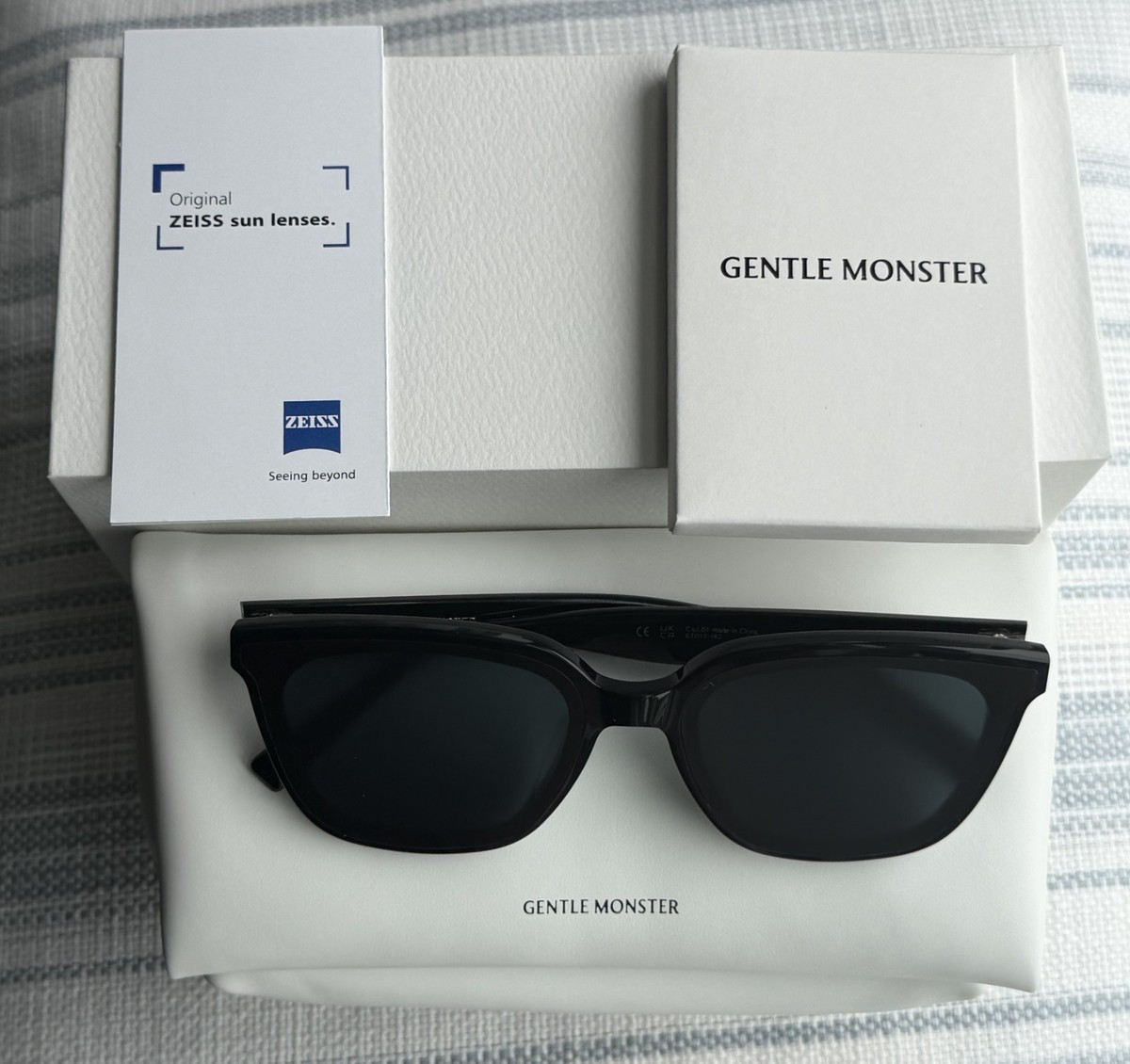 new- Gentle Monster - Mondo COL 01 Black Frame + Black Tinted