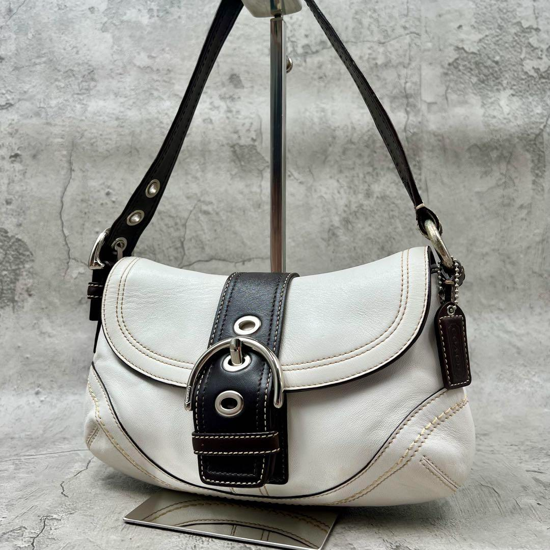 COACH One Shoulder Bag Soho White Brown Leather Buckle Detail