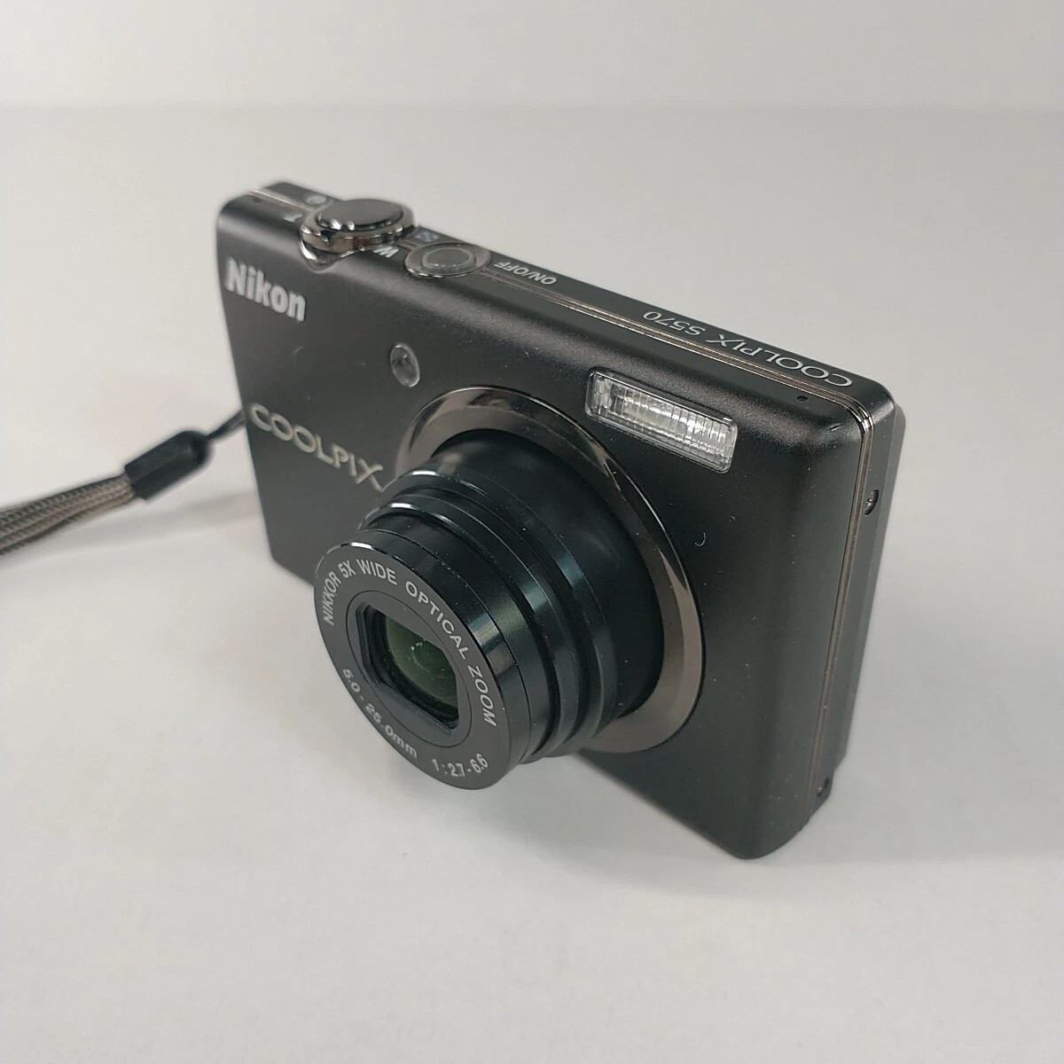 Nikon COOLPIX S570 12.0MP 5x Optical Zoom CCD Digital Camera 100