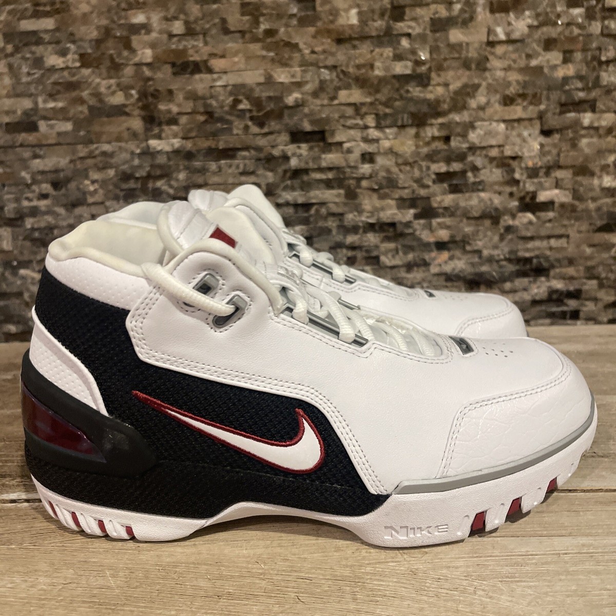 NEW Nike Lebron 1 James Air Zoom Generation QS Men's Size 6.5