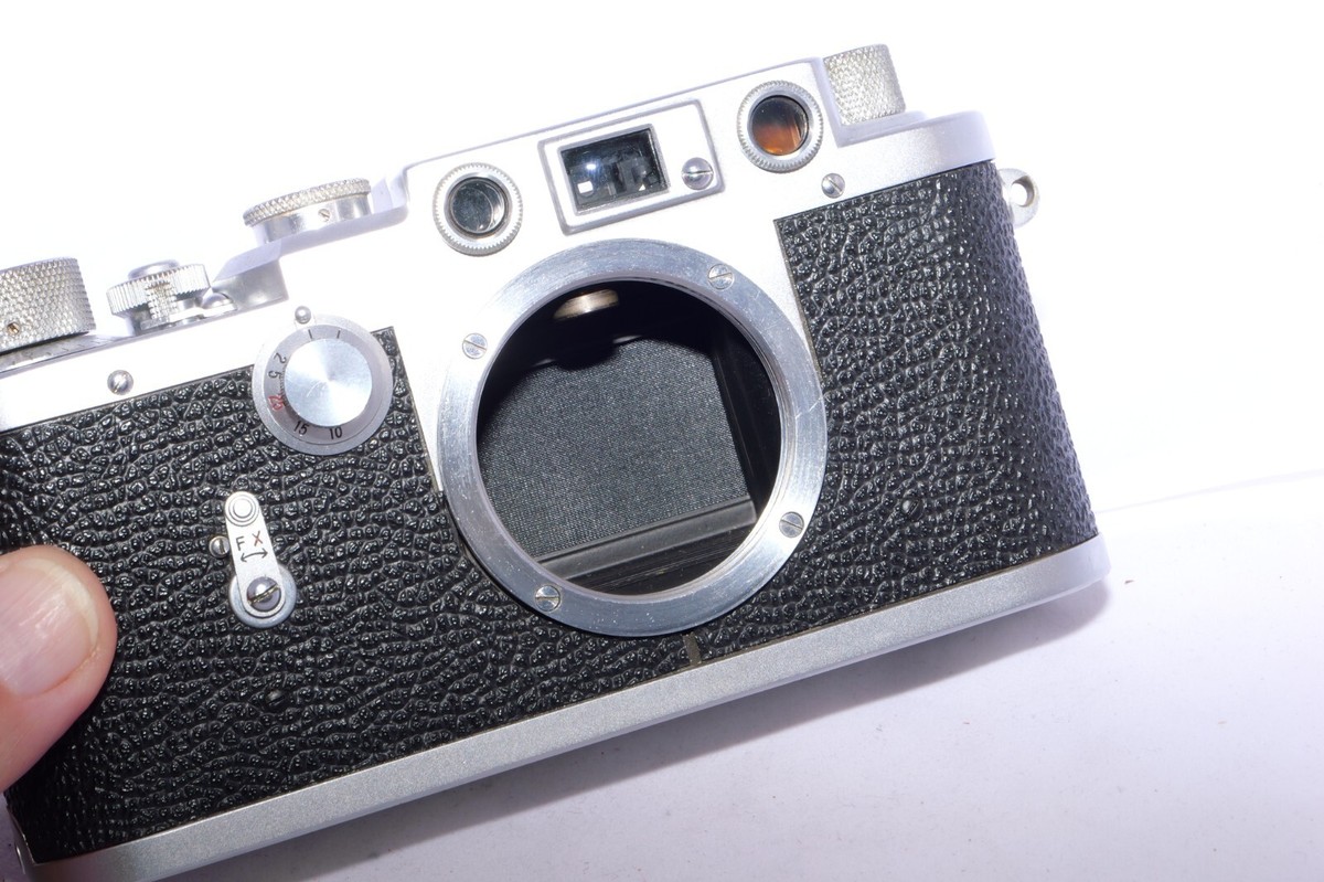 Leotax F vintage rangefinder camera. Circa 1954. Tokyo Opt. Simlar