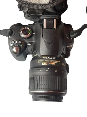 Nikon D60 DSLR Camera Black with AF-S DX Nikkor 18-55 mm VR Lens