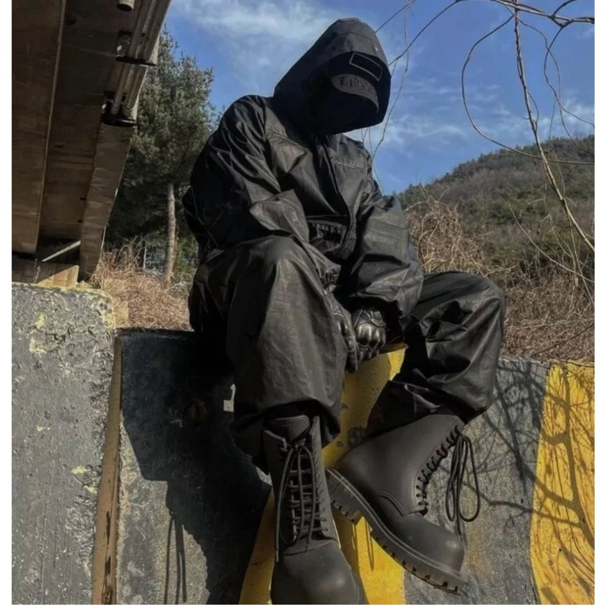 Yeezy Gap Engineered by Balenciaga Coated Cotton Overall - Black L