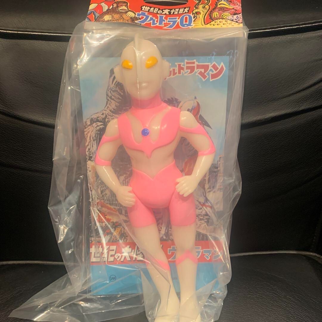 Marusan Ultraman 450, the Seiki no Daikaiju, Glow in the Dark-in