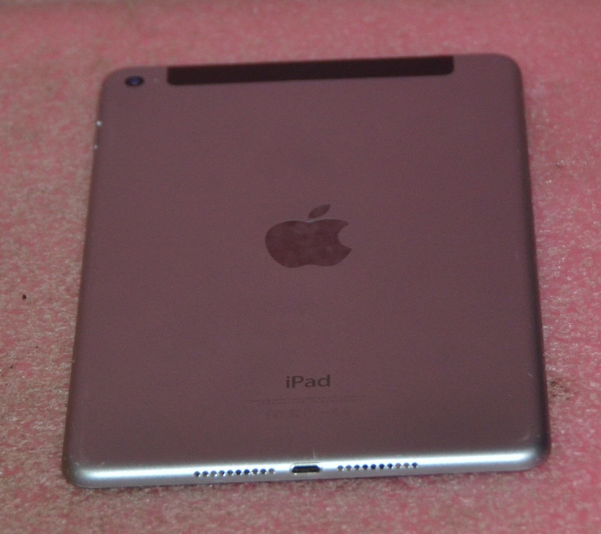 Apple iPad mini 4 32GB Wi-Fi Cellular (Unlocked) 7.9in Space Gray