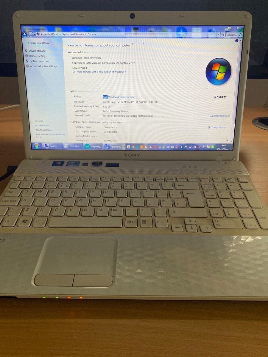 Sony Vaio Laptop - Windows 7. Intel Core i5. Blu-ray compatible