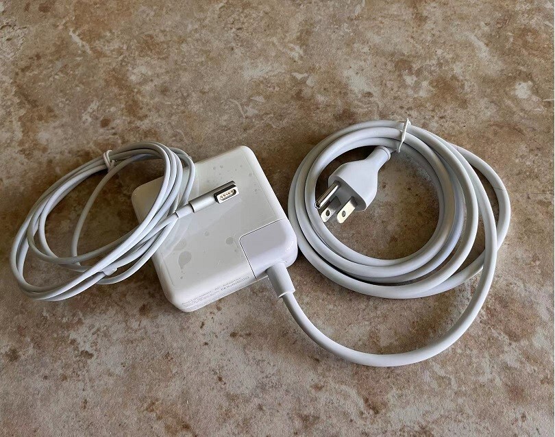 MacBook Pro Charger 85Watt L Tip Connector With 6 Feet Extension